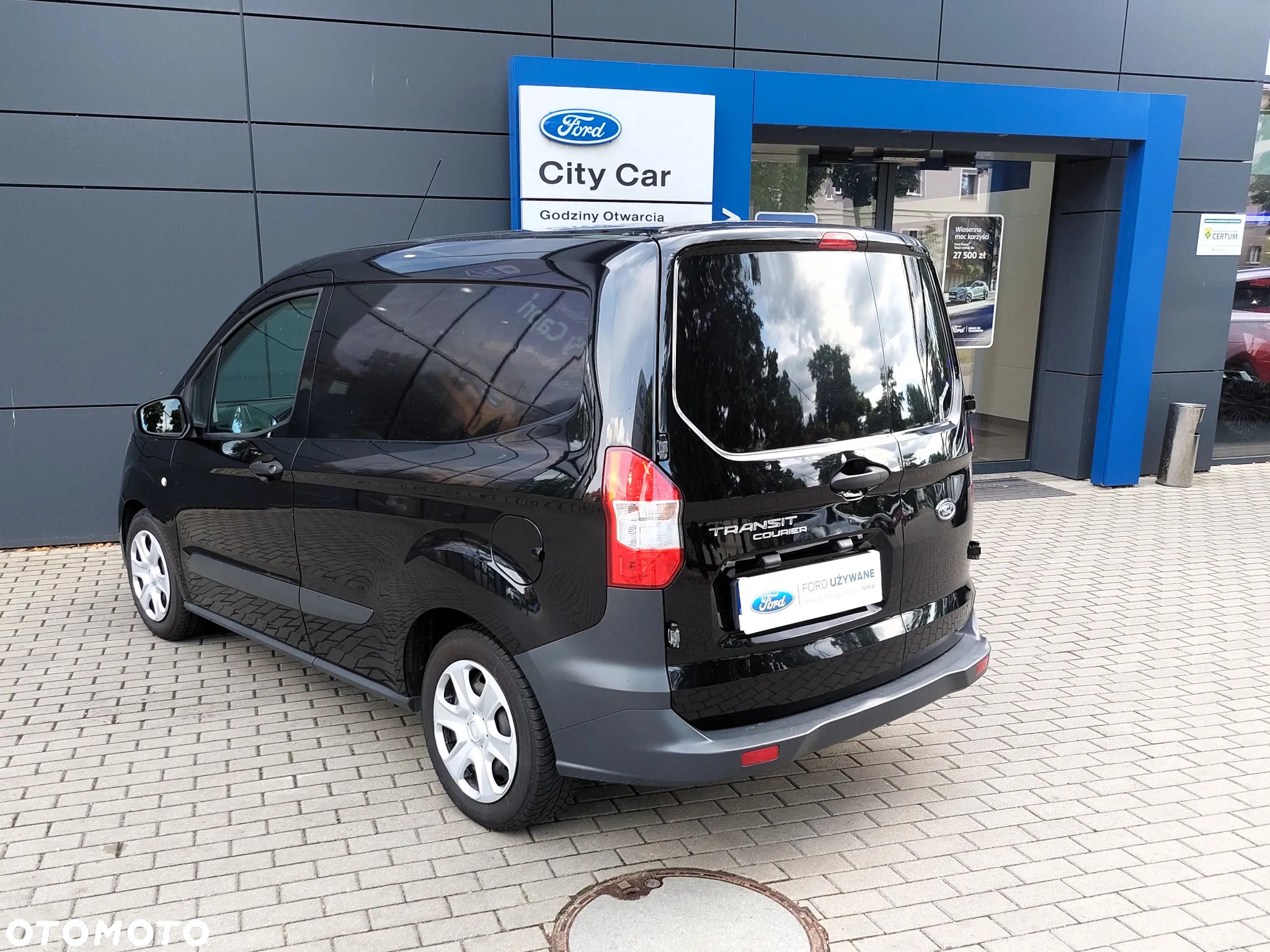Ford COURIER - 30