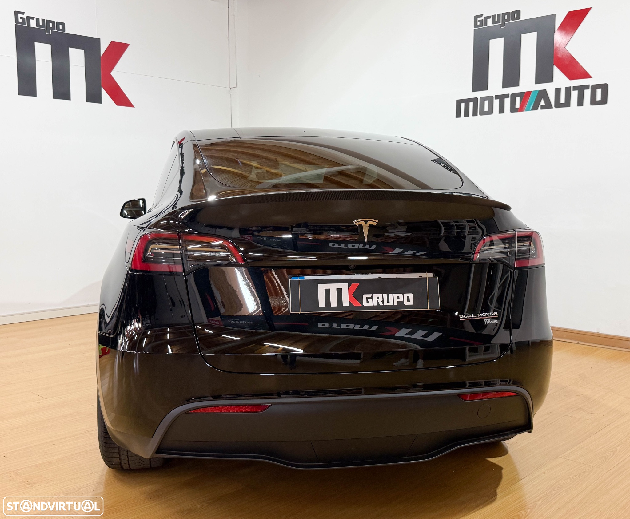 Tesla Model Y Performance Dual Motor AWD - 5