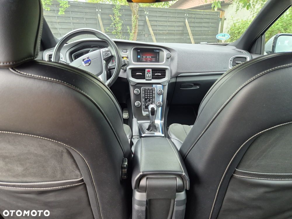 Volvo V40 D4 RDesign - 12