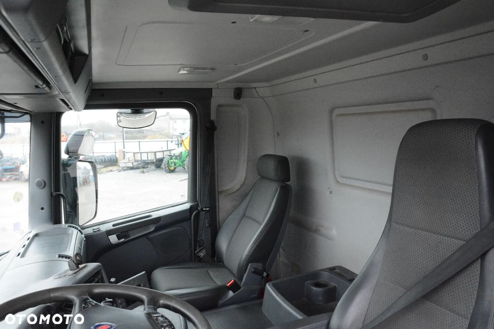 Scania G450 / 8x4 / 2015r. / Retarder / Hydroburta / Niski przebieg / Duża ładowność / Bardzo dobry stan - 18