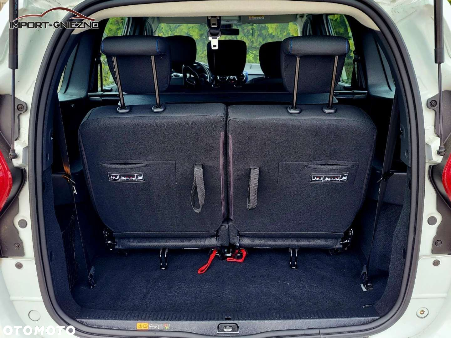 Dacia Lodgy - 17