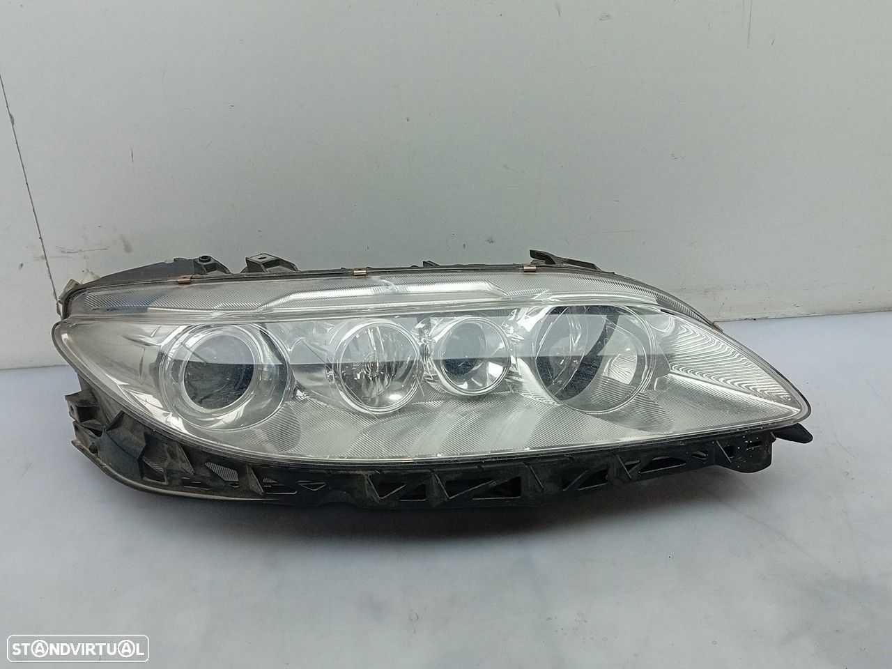 Ótica / farol direita MAZDA 6 Station Wagon (GY) - 1
