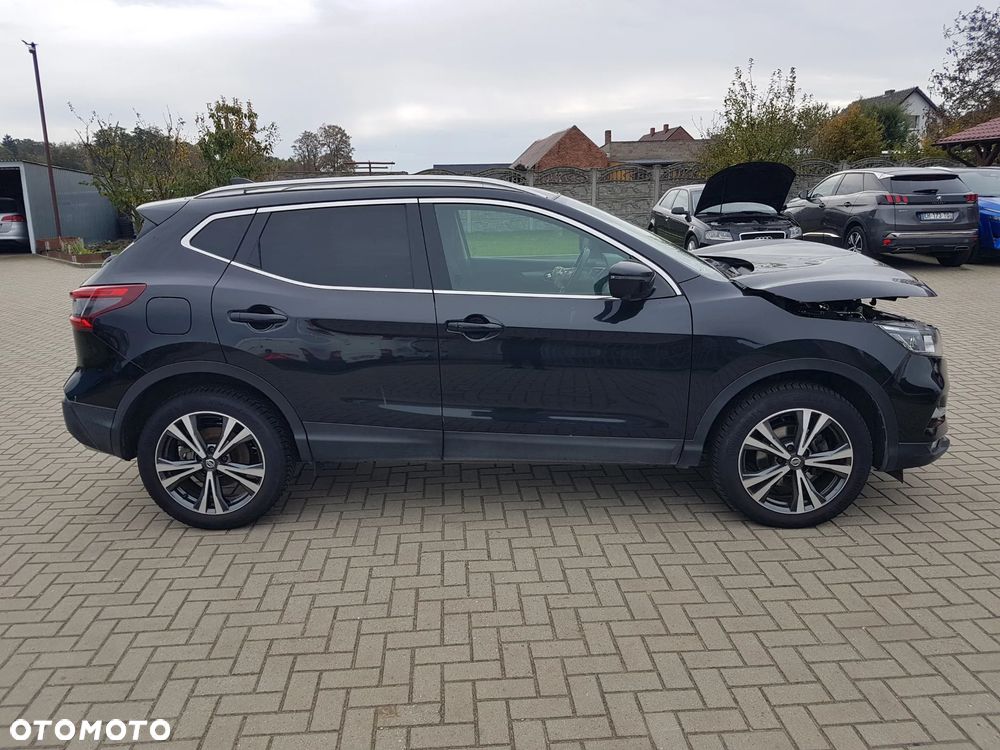 Nissan Qashqai 1.6 dCi N-Connecta - 22