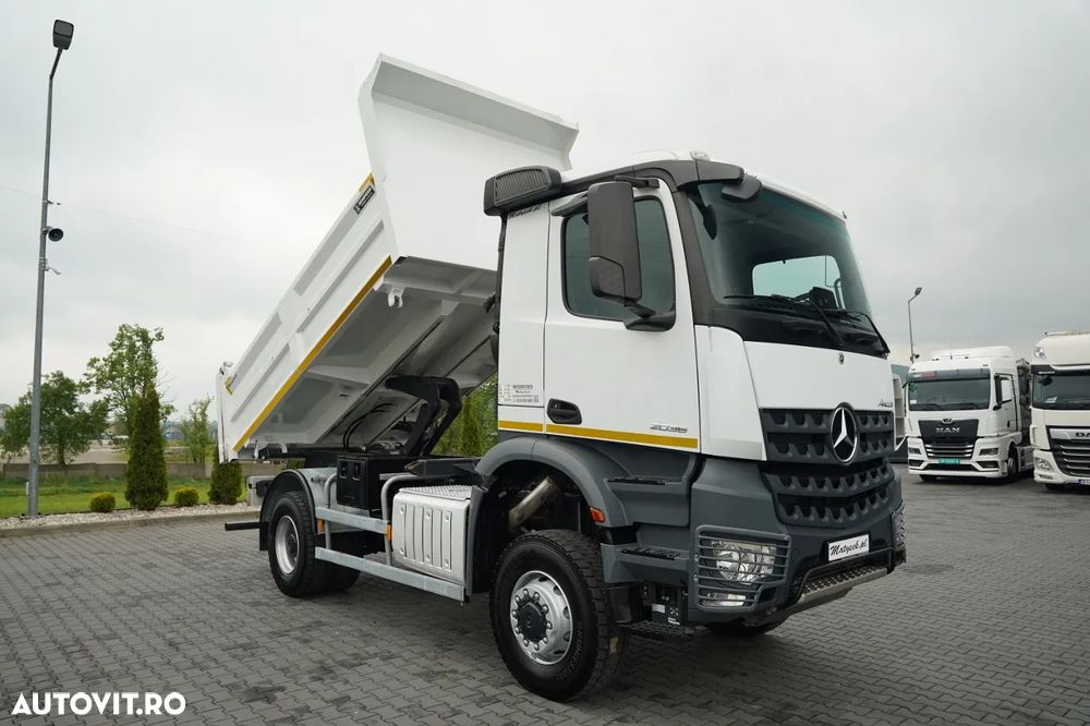 Mercedes-Benz AROCS 2038 / 4x4 / BASCULABILĂ PE DOUĂ LATE / HIDRODOLTA / AUTOMATĂ / - 8