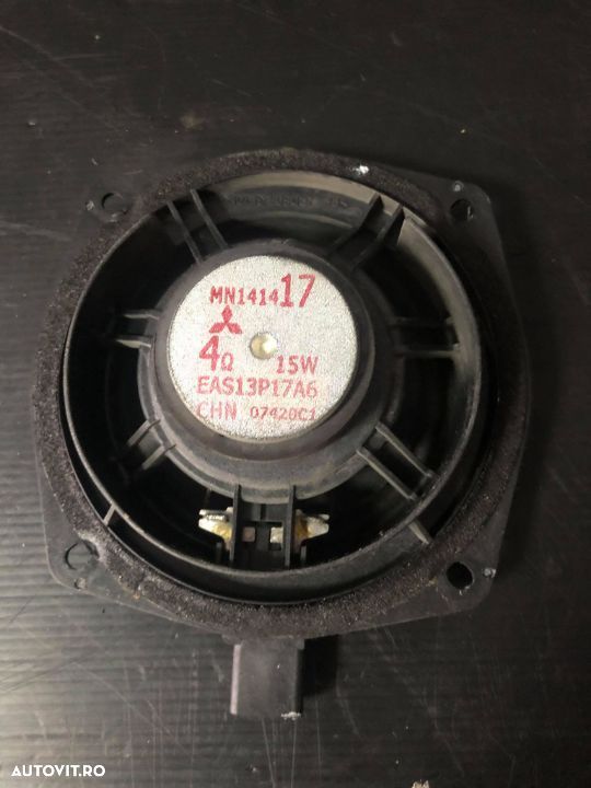 boxa auto dreapta fata mitsubishi  colt - 2