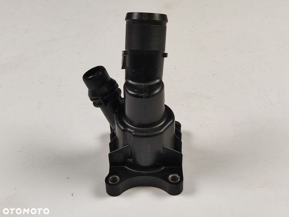 VOLVO XC40 2.0T T4 17-21r Termostat Obudowa Termostatu - 10