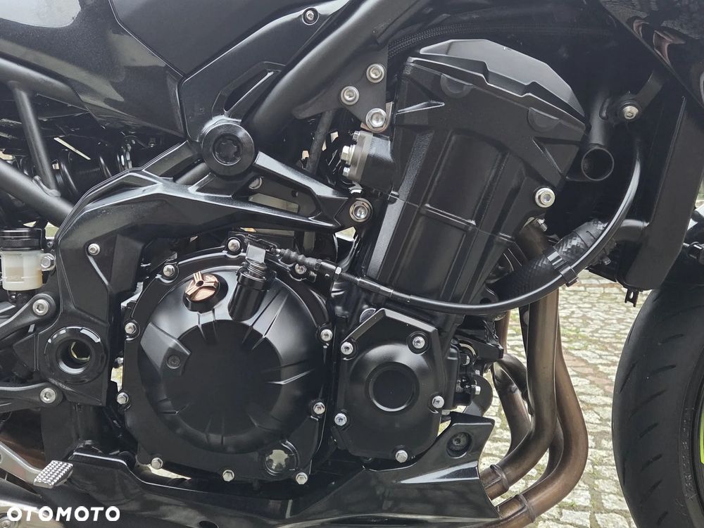 Kawasaki Z 900 - 11