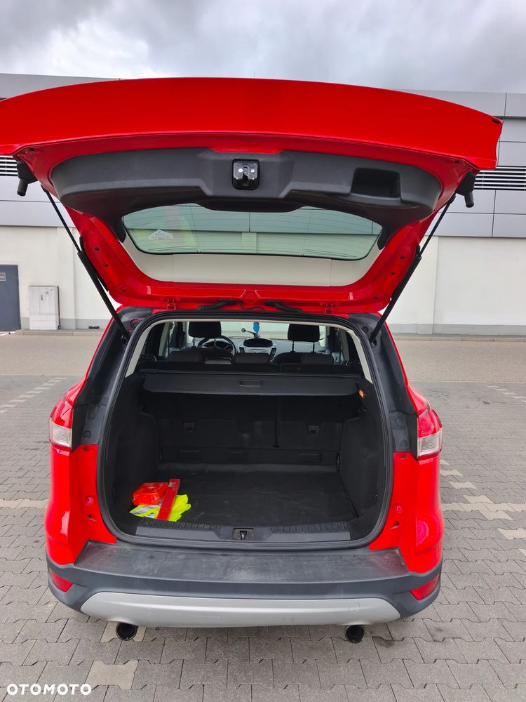 Ford Kuga 1.5 EcoBoost 2x4 Trend - 12