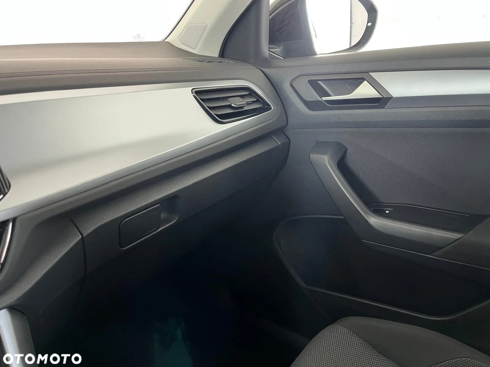 Volkswagen T-Roc 1.5 TSI Life - 20