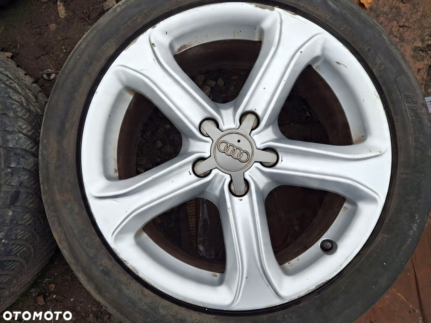 AUDI A4 B8 A5 8T KOŁA FELGI ALUMINIOWE 7,5x17 ET45 8K0601025BK - 4