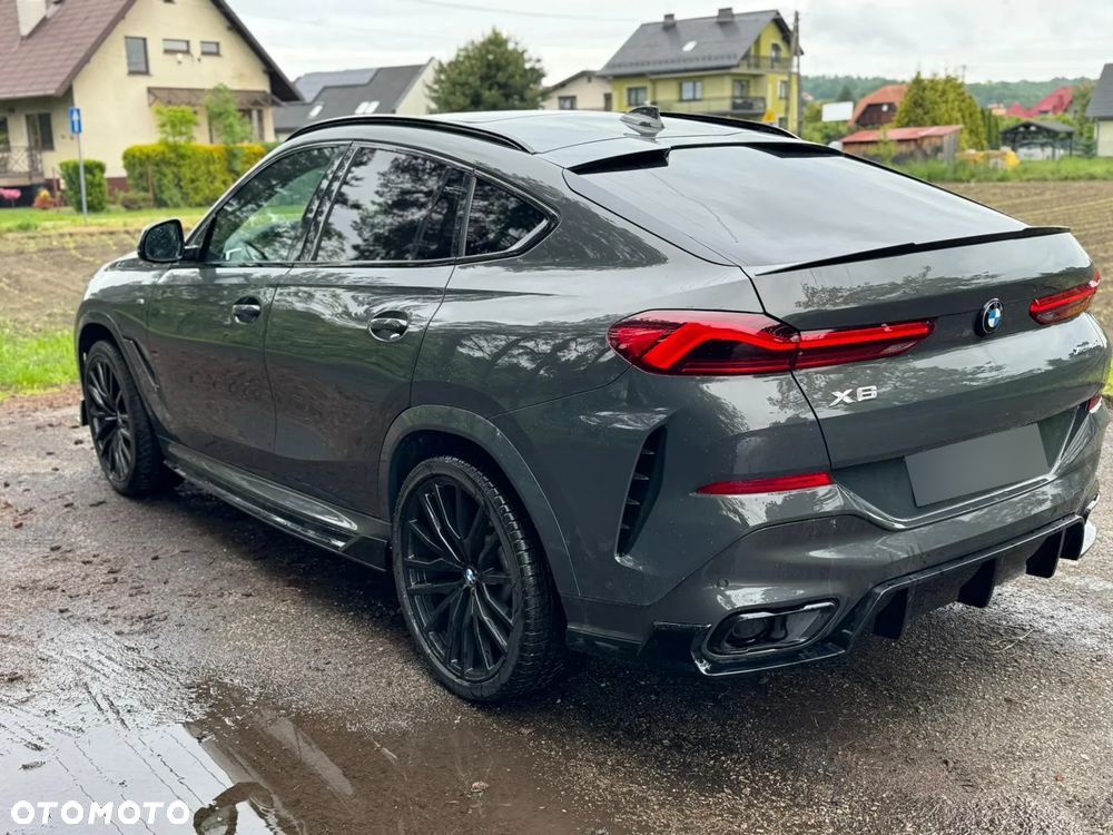 BMW X6 - 24