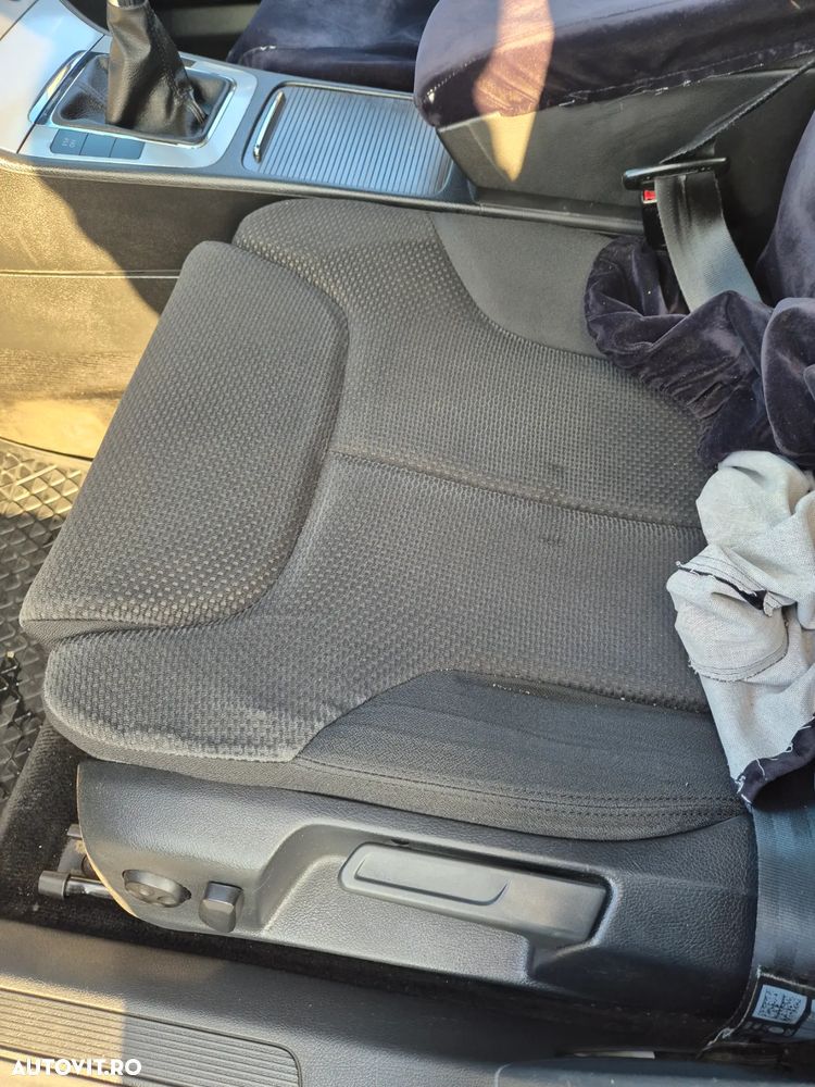 Volkswagen Passat 2.0TDI Comfortline DPF - 9