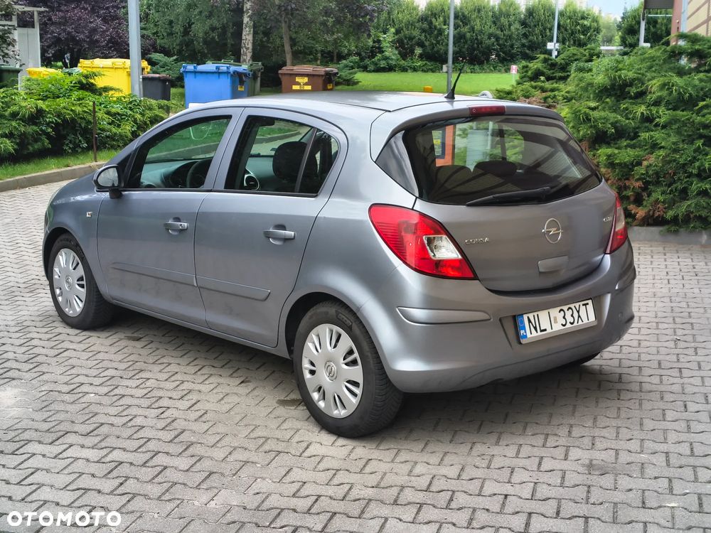 Opel Corsa - 9