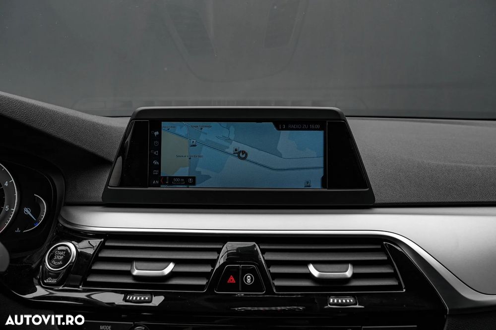 BMW Seria 5 520d Aut. Sport Line - 22