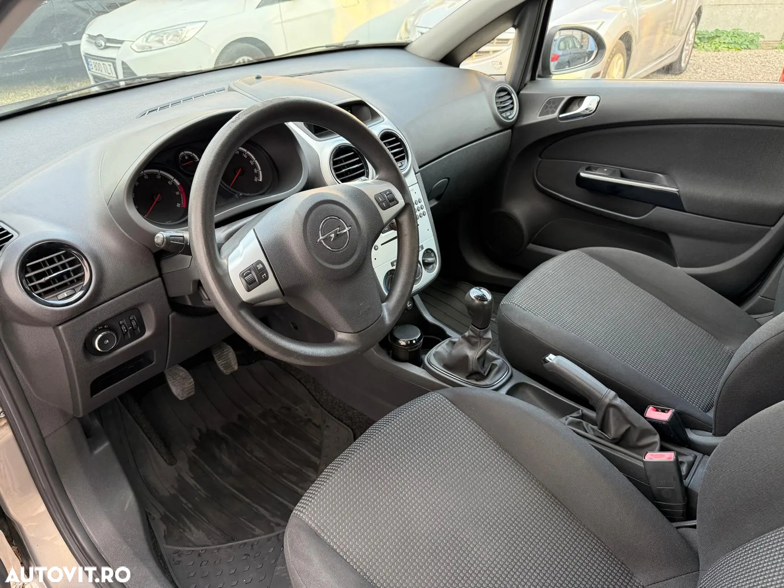 Opel Corsa 1.2 Enjoy - 2