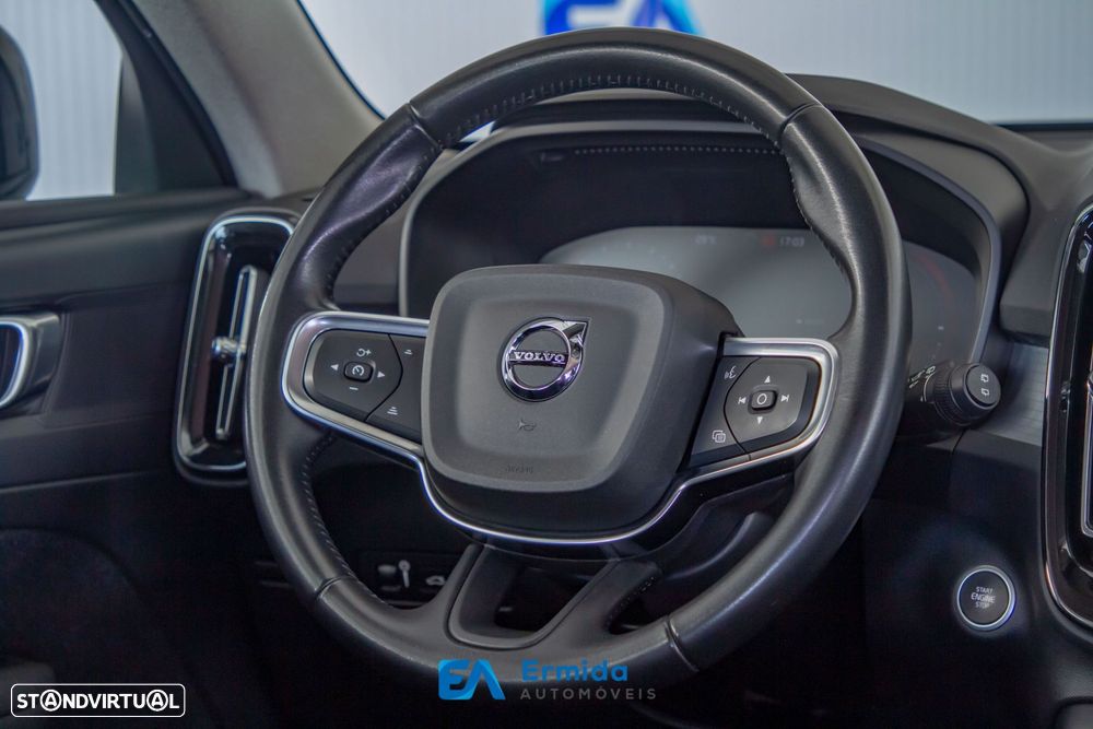 Volvo XC 40 - 24