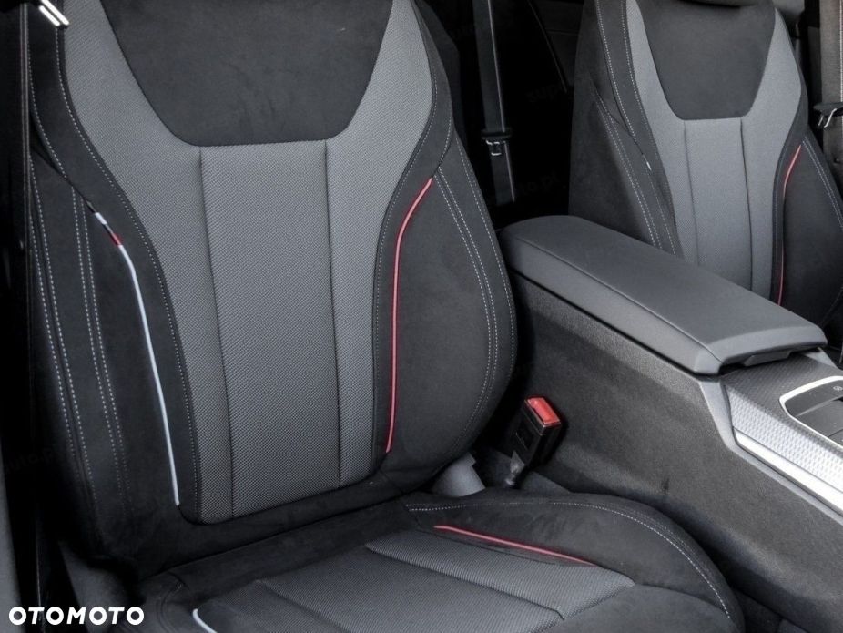 BMW Seria 3 330i xDrive M Sport - 5