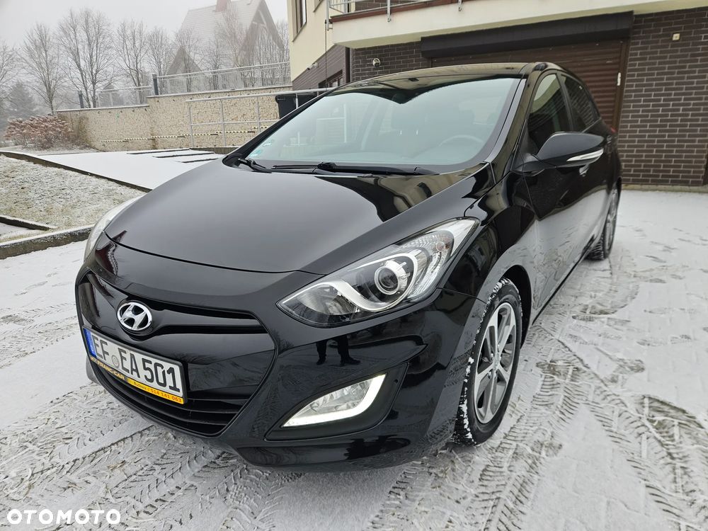 Hyundai i30 1.4 Fifa World Cup Edition - 38