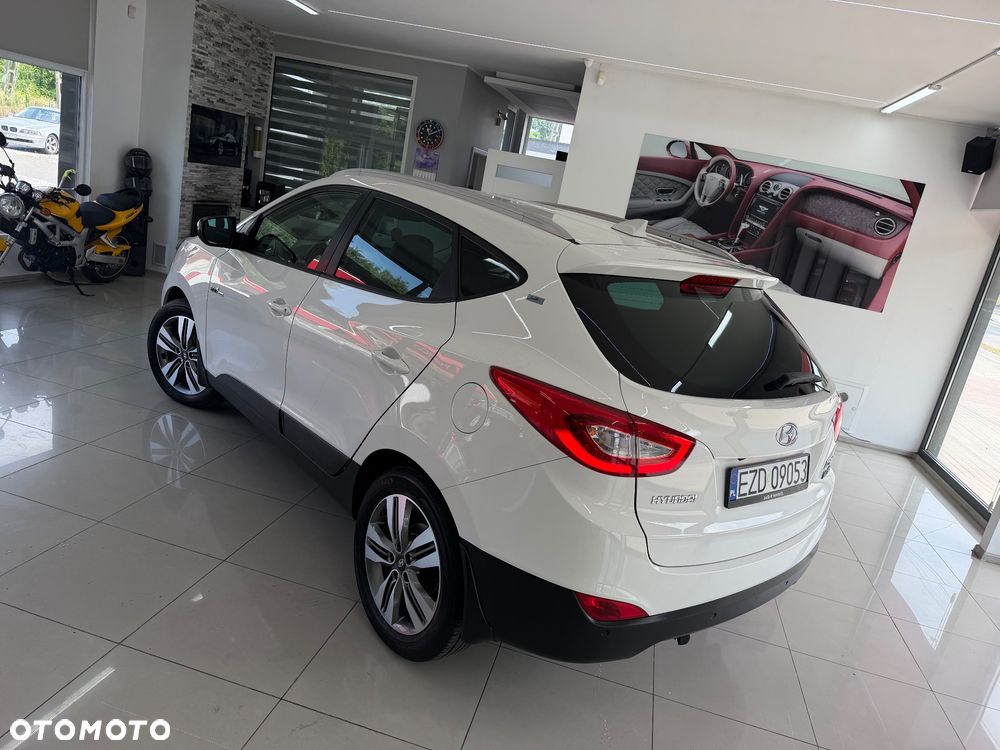 Hyundai ix35 1.7 CRDi 2WD blue Finale Gold - 15