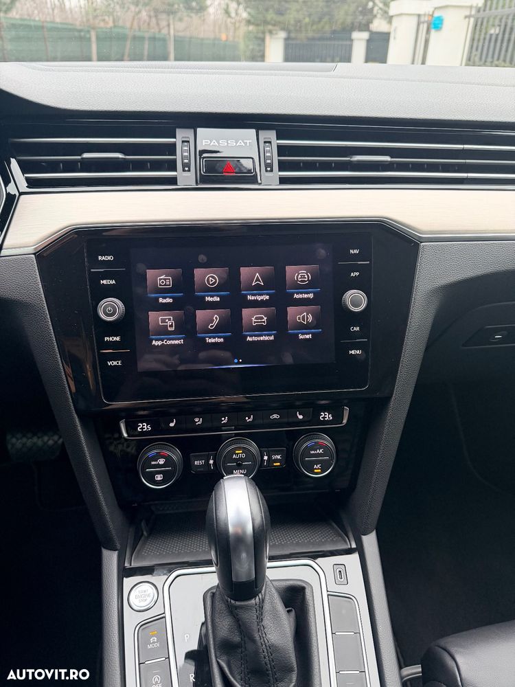 Volkswagen Passat 2.0 BiTDI DSG 4Mot Highline - 14