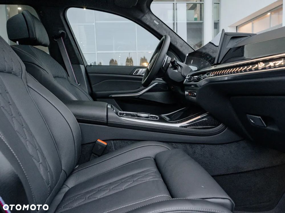 BMW X7 - 8