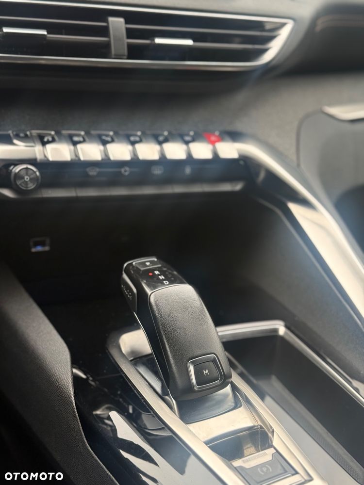 Peugeot 5008 1.6 PureTech GT Line S&S EAT8 - 30