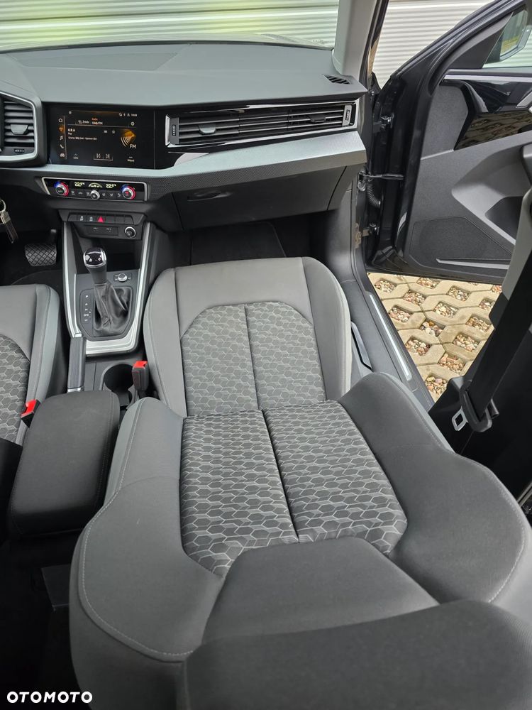 Audi A1 Sportback 1.0 TFSI ultra S tronic sport - 28