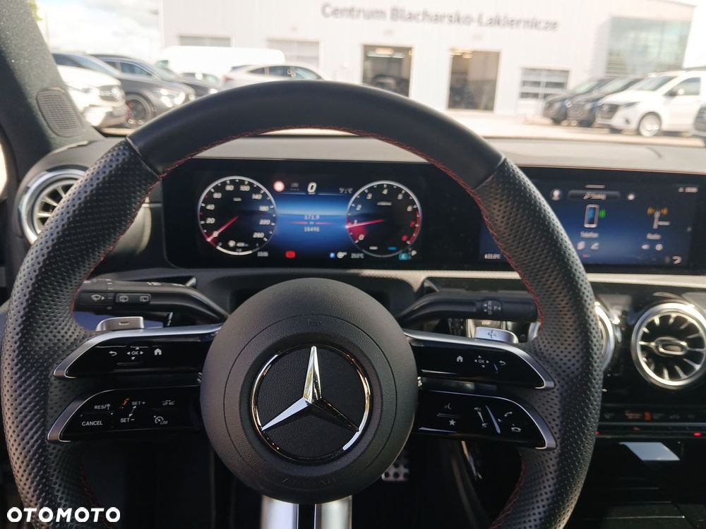 Mercedes-Benz Klasa A 200 AMG Line 7G-DCT - 11