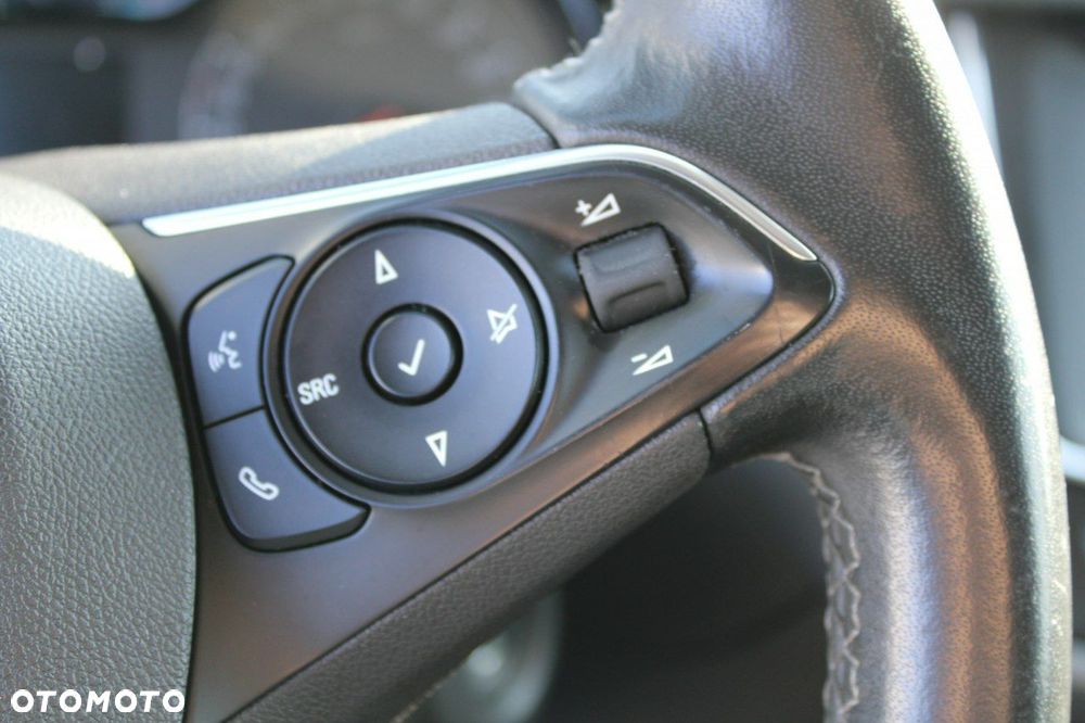 Opel Crossland X - 24