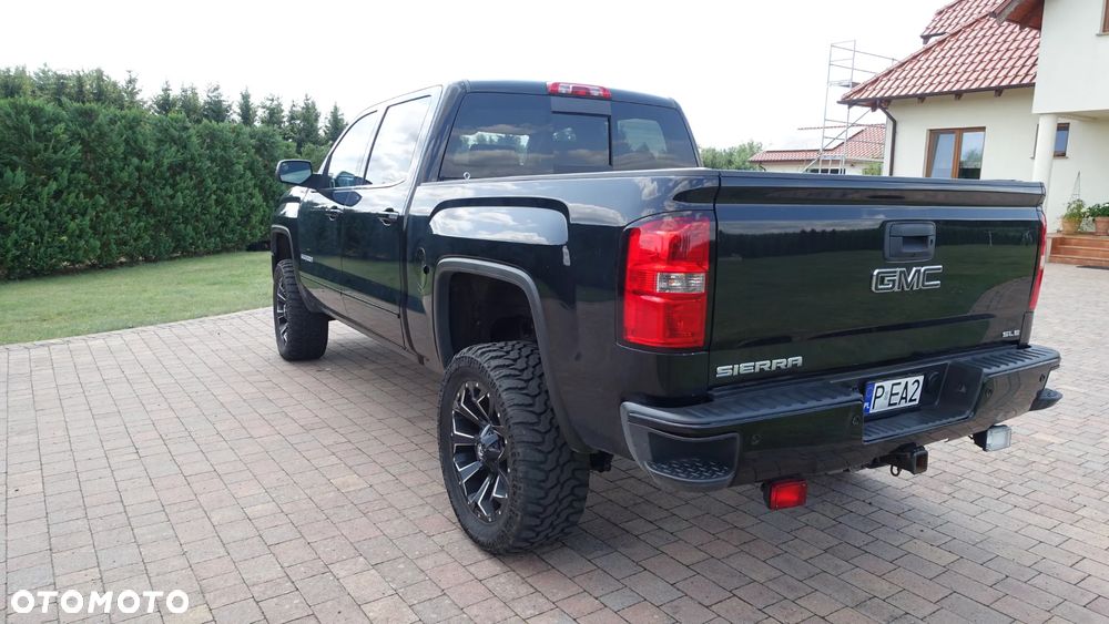 GMC Sierra - 3
