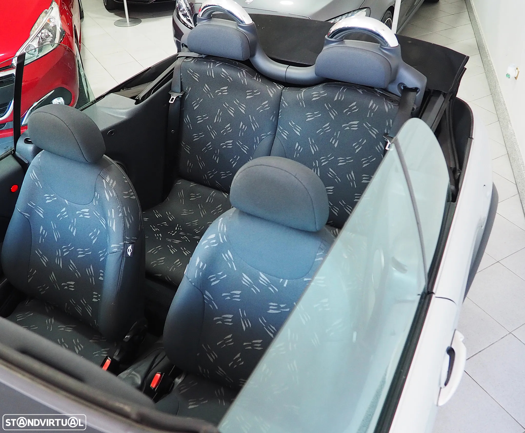 MINI Cabrio One - 19