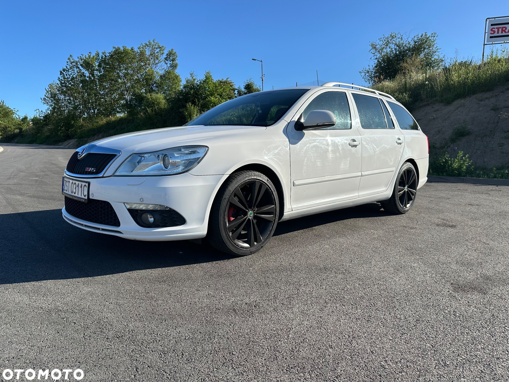 Skoda Octavia 2.0 TDI CR DPF DSG RS - 21