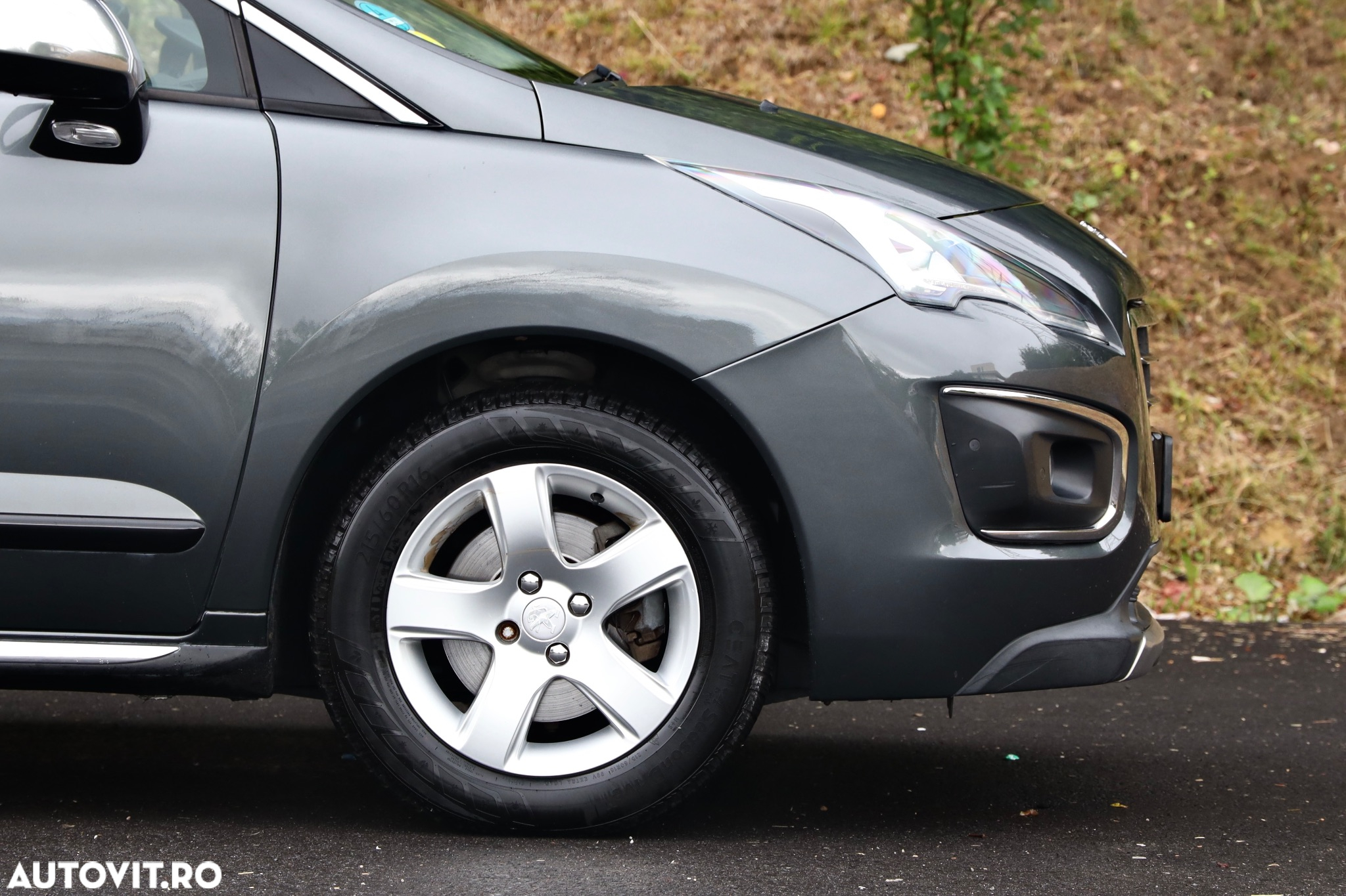 Peugeot 3008 HYbrid4 2.0 HDI FAP ETG + Electric - 32