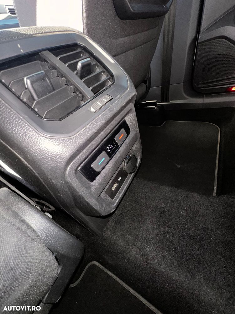Volkswagen Tiguan - 16