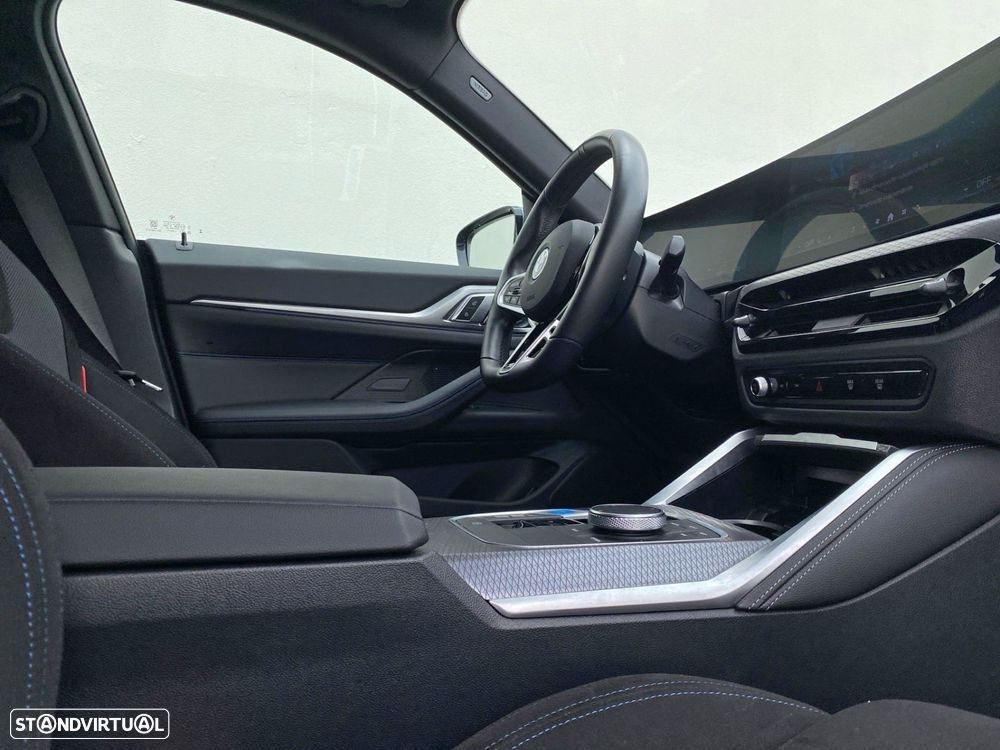 BMW i4 eDrive40 Pack Desportivo M - 13