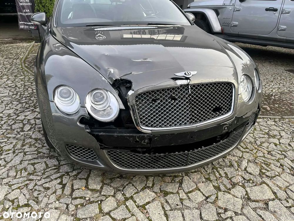Bentley Continental GT - 15