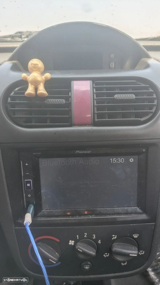 Opel Corsa 1.0 12V Confort - 7