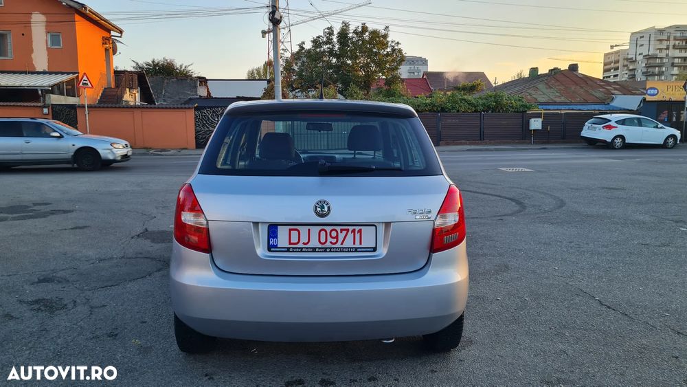Skoda Fabia 1.2 HTP Active - 4
