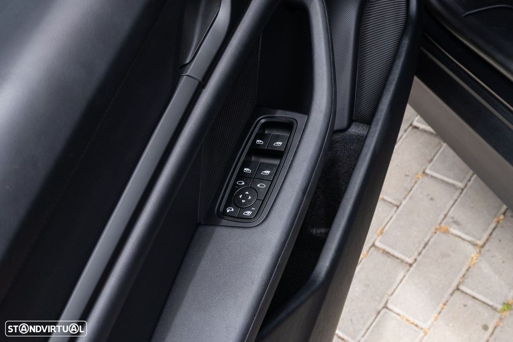 Porsche Taycan Bateria Performance Plus - 21