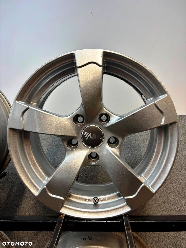 4 FELGI ALU. NISSAN QASHQAI,JUKE,PULSAR,X-TRAIL,MAZDA 3,5,6,CX3,HYUNDAI i30,i40,KIA,RENAULT LAGUNA,MEGANE  16''  7J ET40 - 5