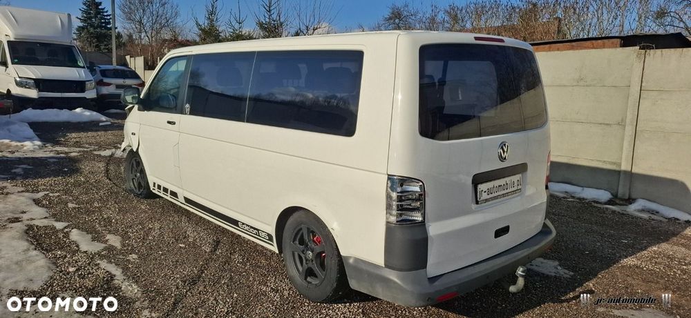 Volkswagen Caravelle - 3