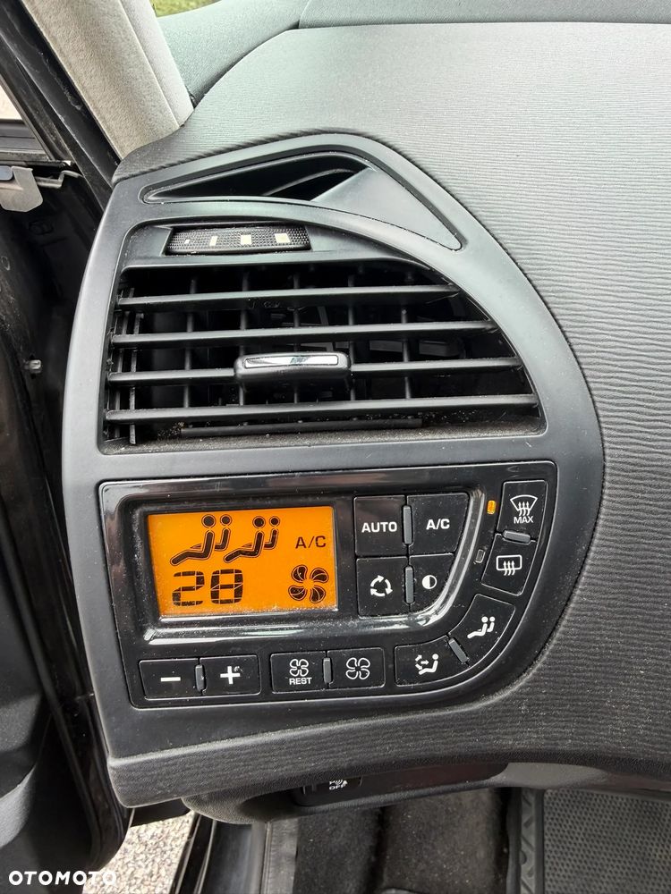 Citroën C4 Picasso 2.0 HDi FAP Exclusive - 40