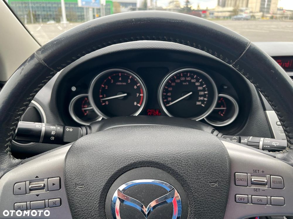 Mazda 6 - 4