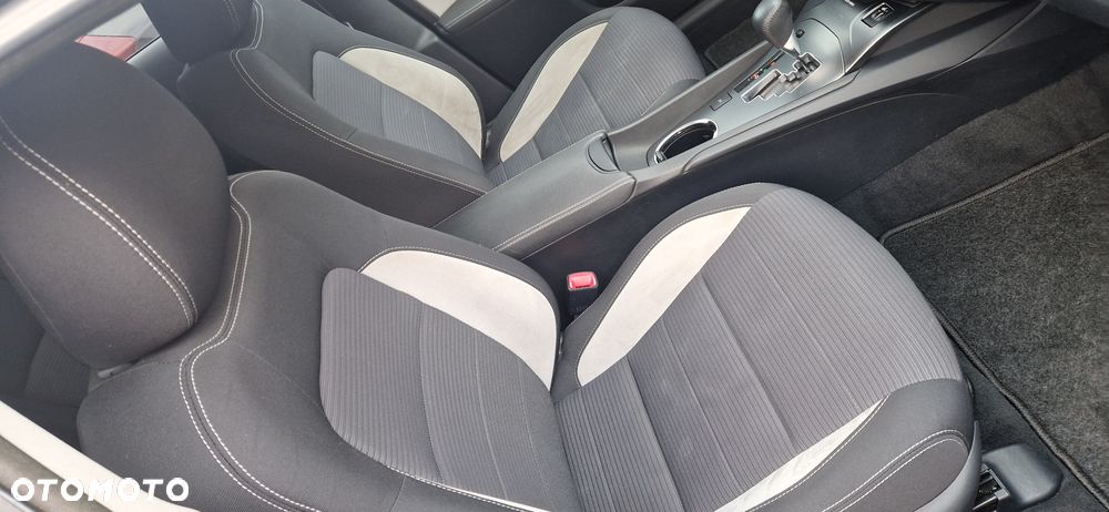 Toyota Avensis Touring Sports 1.8 Multidrive S Edition-S - 7