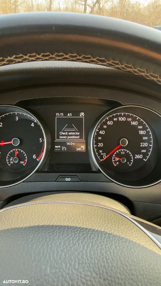 Volkswagen Golf Sportsvan 2.0 TDI BlueMotion Technology DSG Lounge - 27