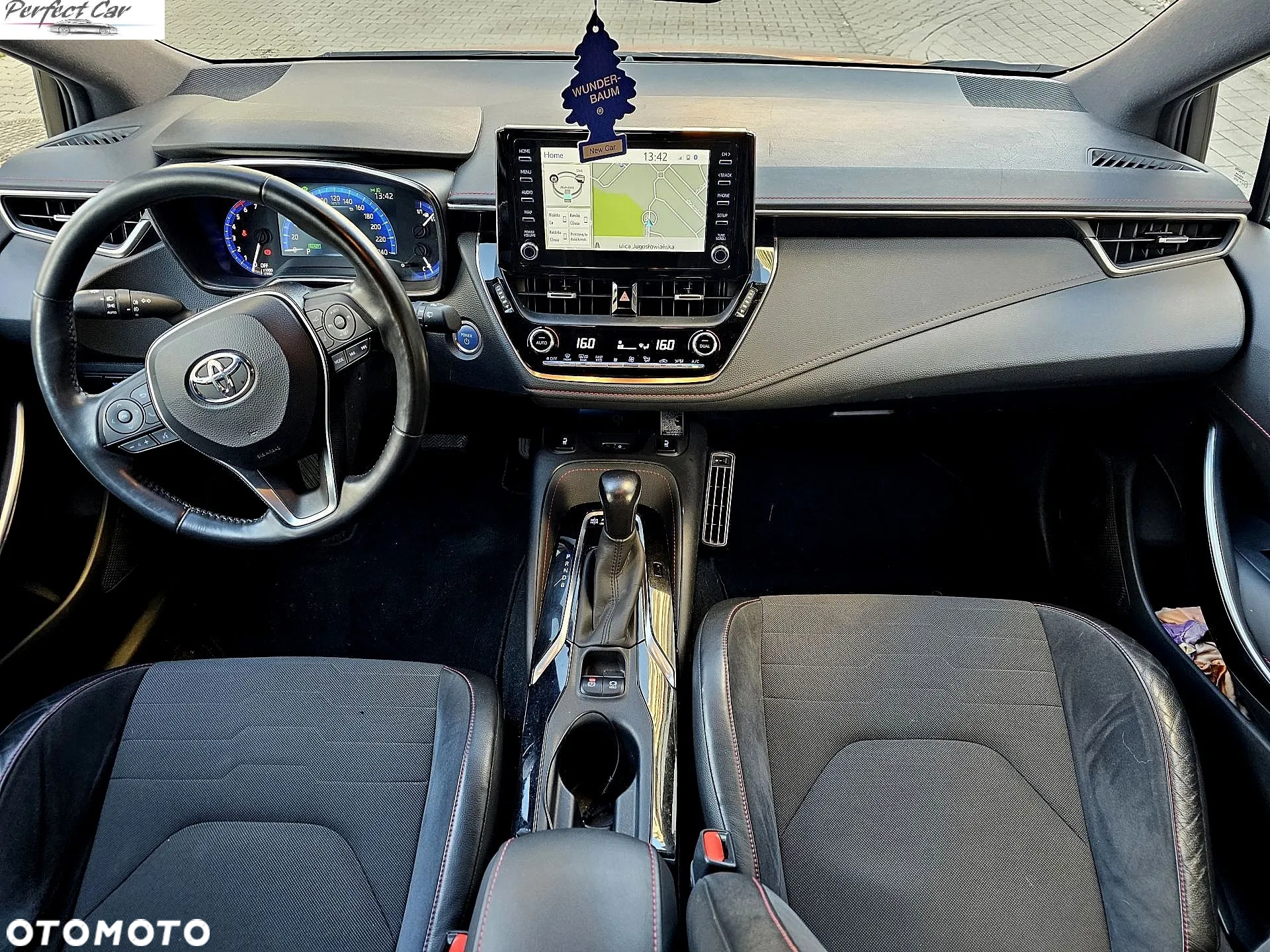 Toyota Corolla 1.8 Hybrid Executive - 10