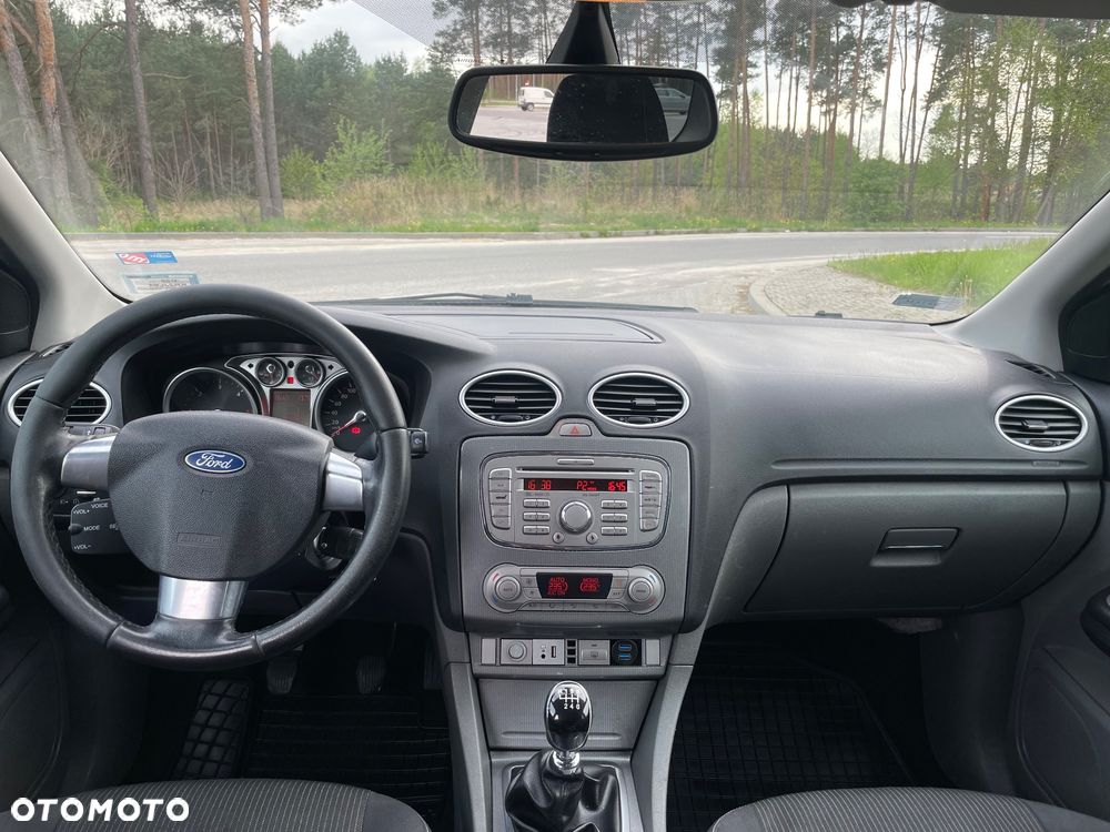 Ford Focus - 11