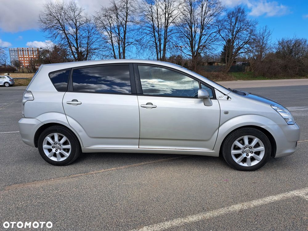 Toyota Corolla Verso 1.8 Sol + 7os - 4