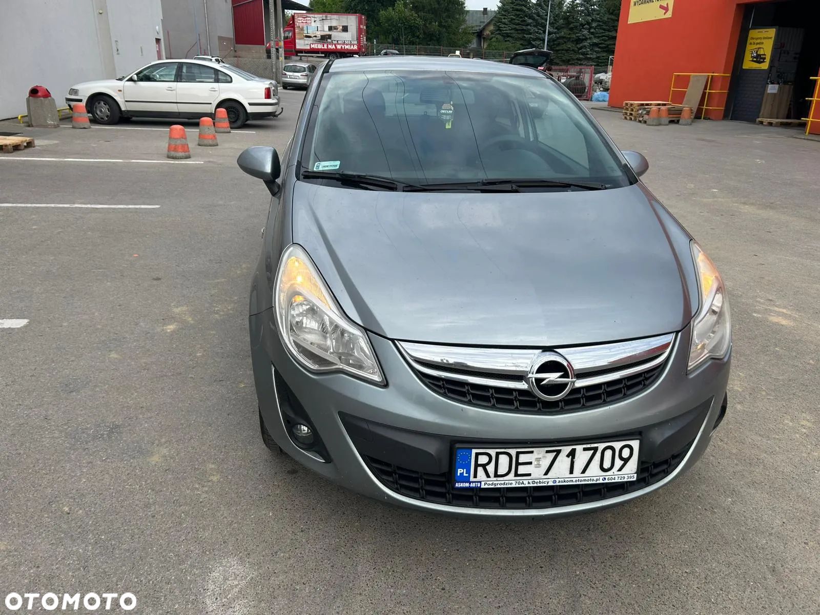 Opel Corsa 1.4 16V Color Elegance - 1