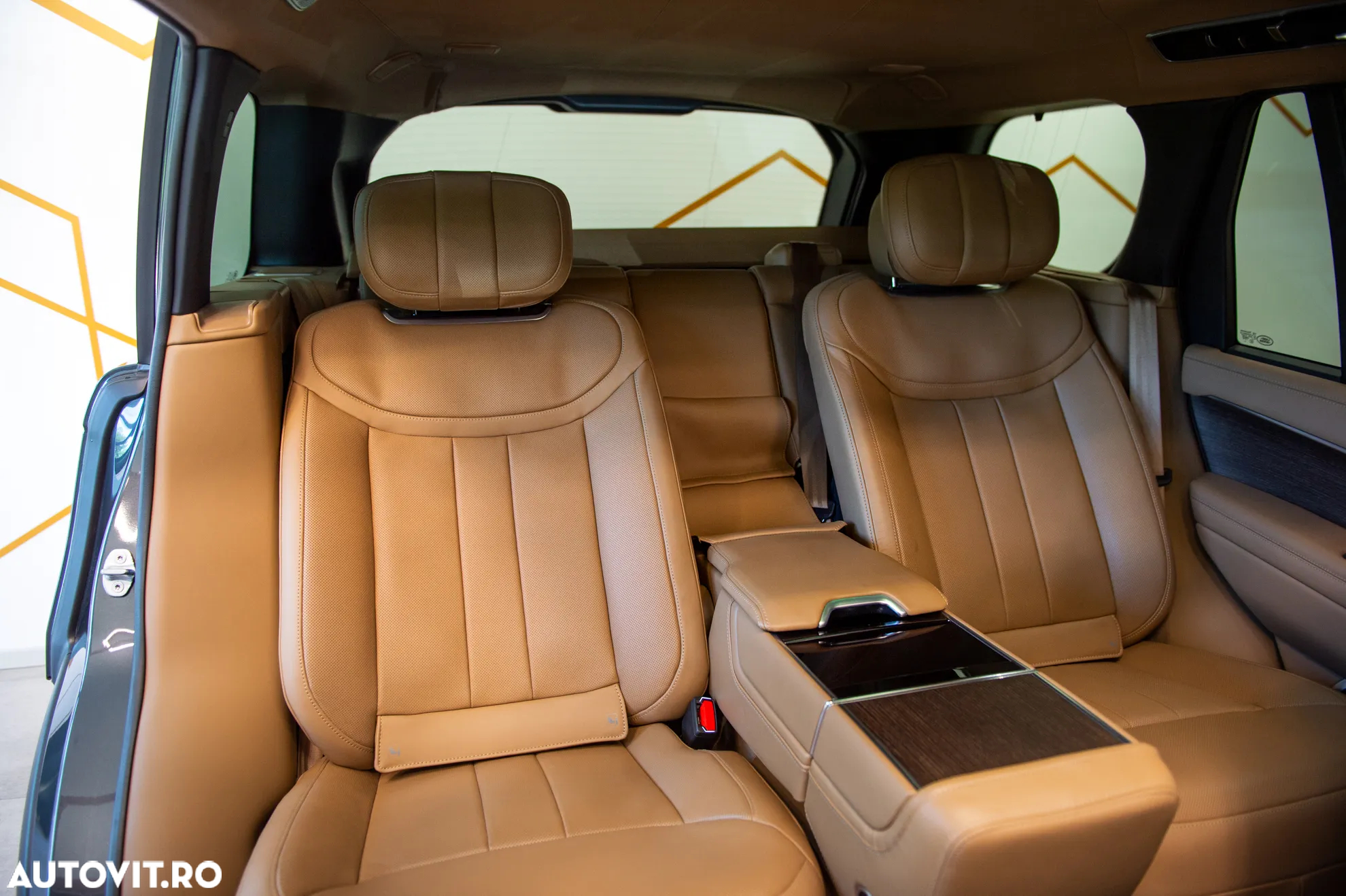 Land Rover Range Rover - 8